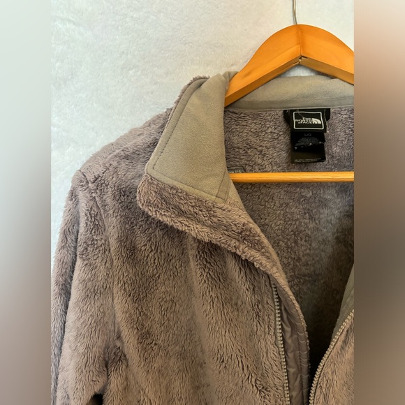 The North face gray sweater - Picture 4 of 9